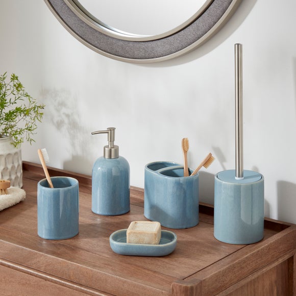 Carousel navigation image position 3 of 3