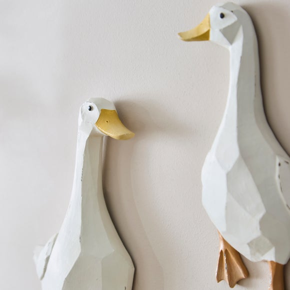 Carousel navigation image position 2 of 3