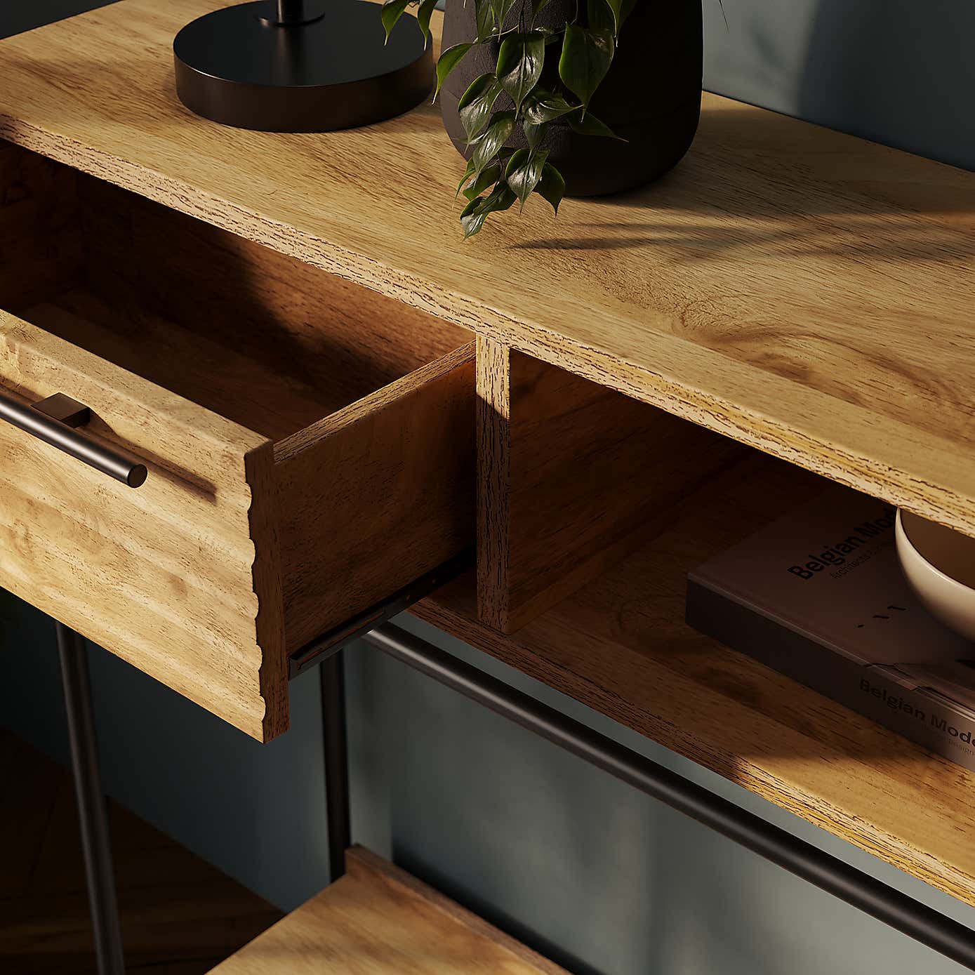 Carousel zoom image position 3 of 7