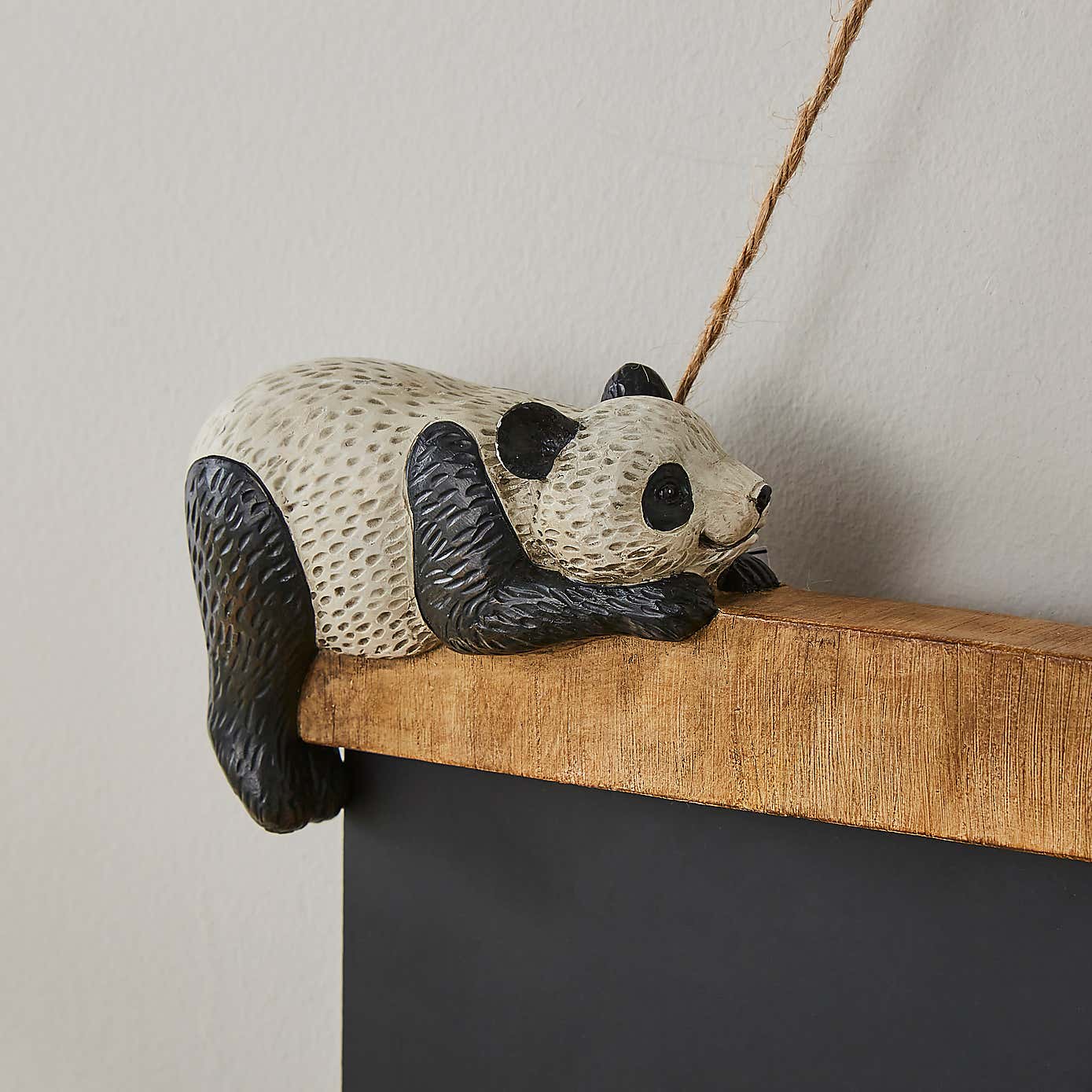 Carousel zoom image position 2 of 3