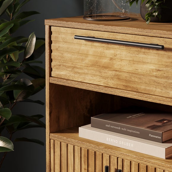 Carousel navigation image position 4 of 8