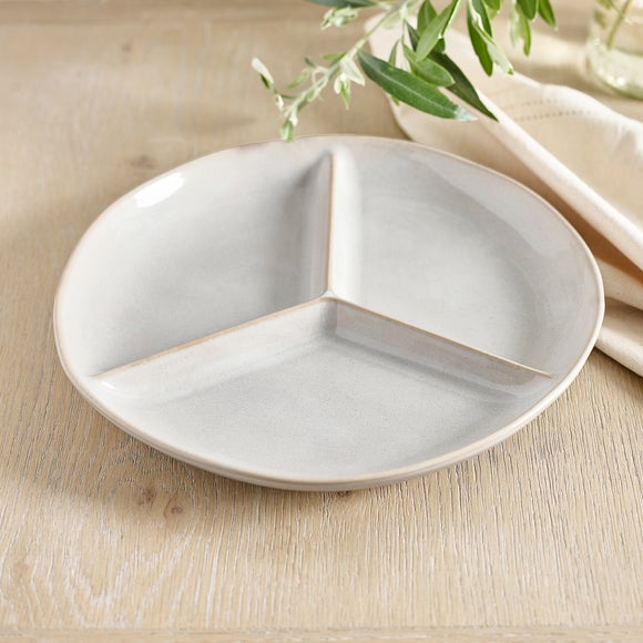 Carousel navigation image position 2 of 3