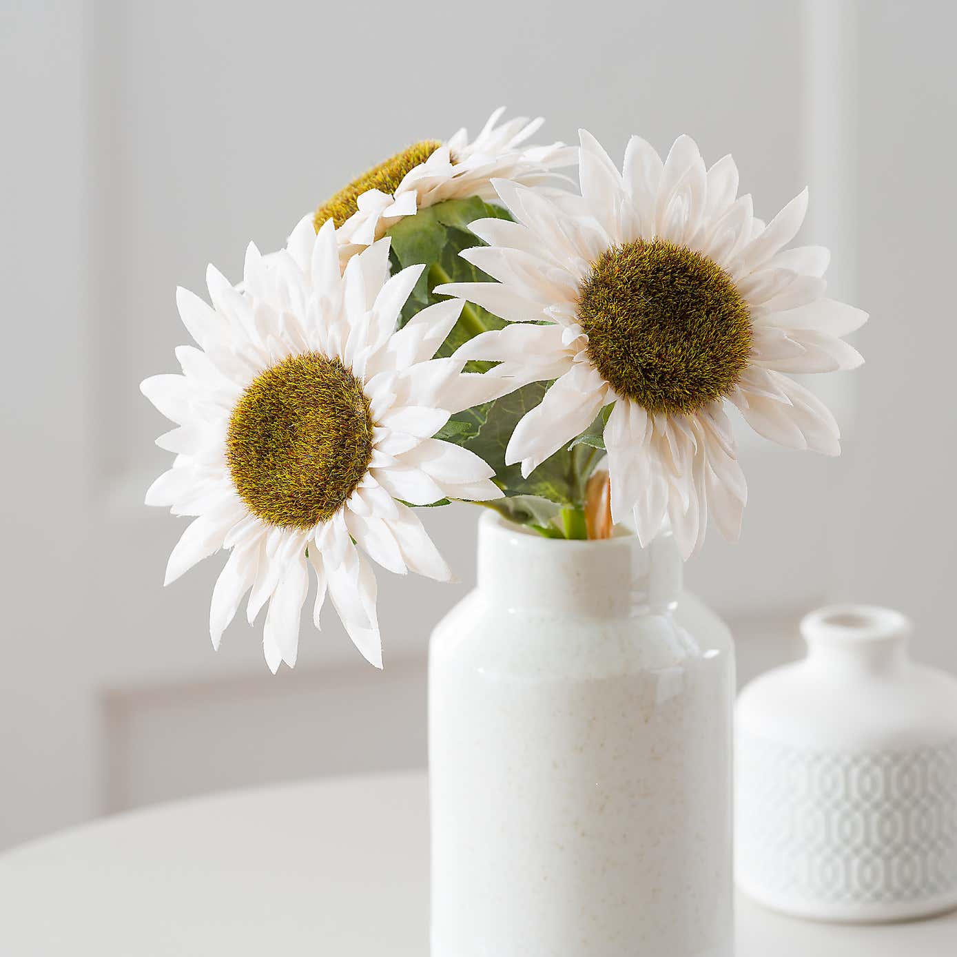 Carousel zoom image position 4 of 4