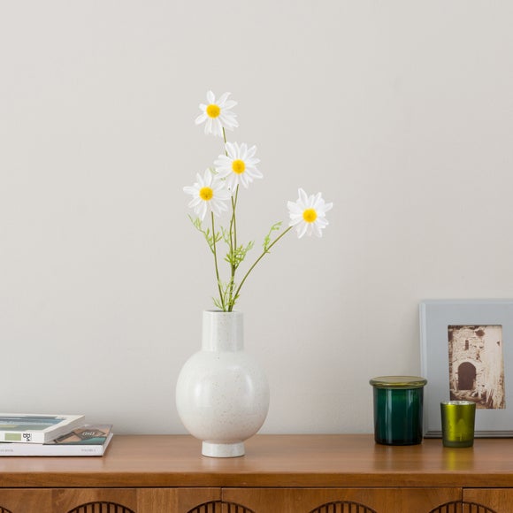 Artificial White Daisy Spray