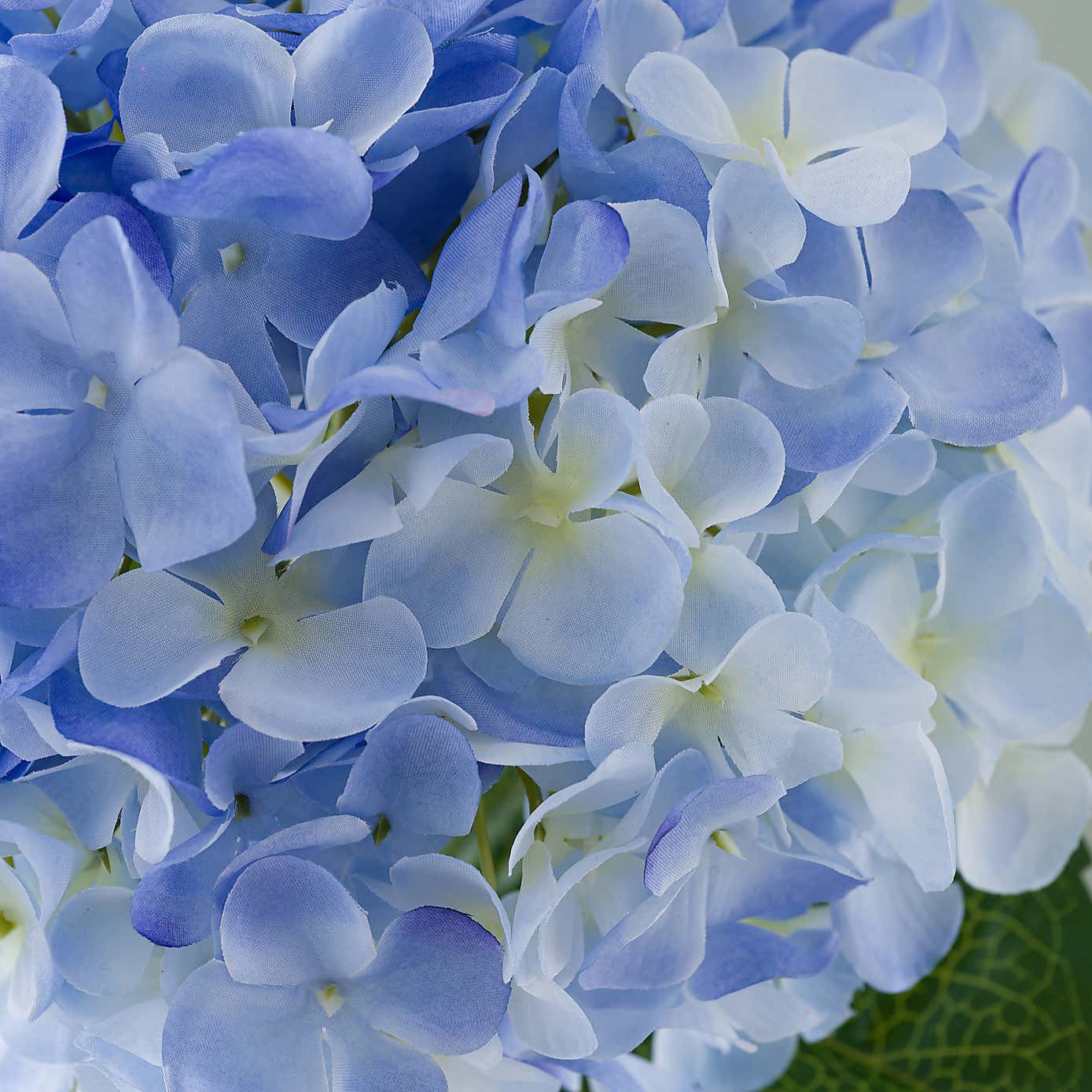 Carousel zoom image position 4 of 4