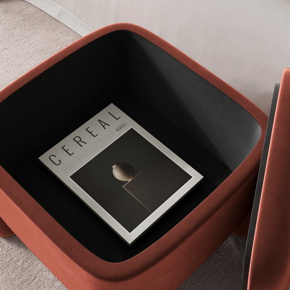 Carousel navigation image position 3 of 7