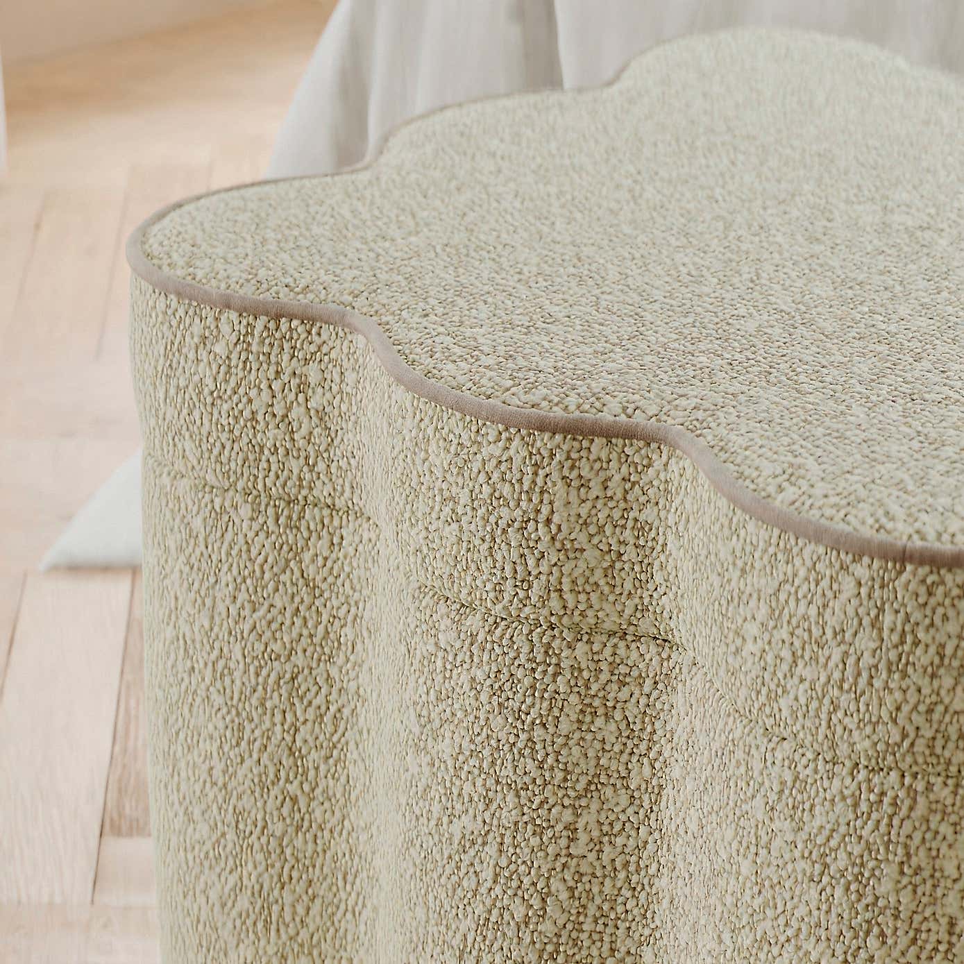 Carousel zoom image position 4 of 8