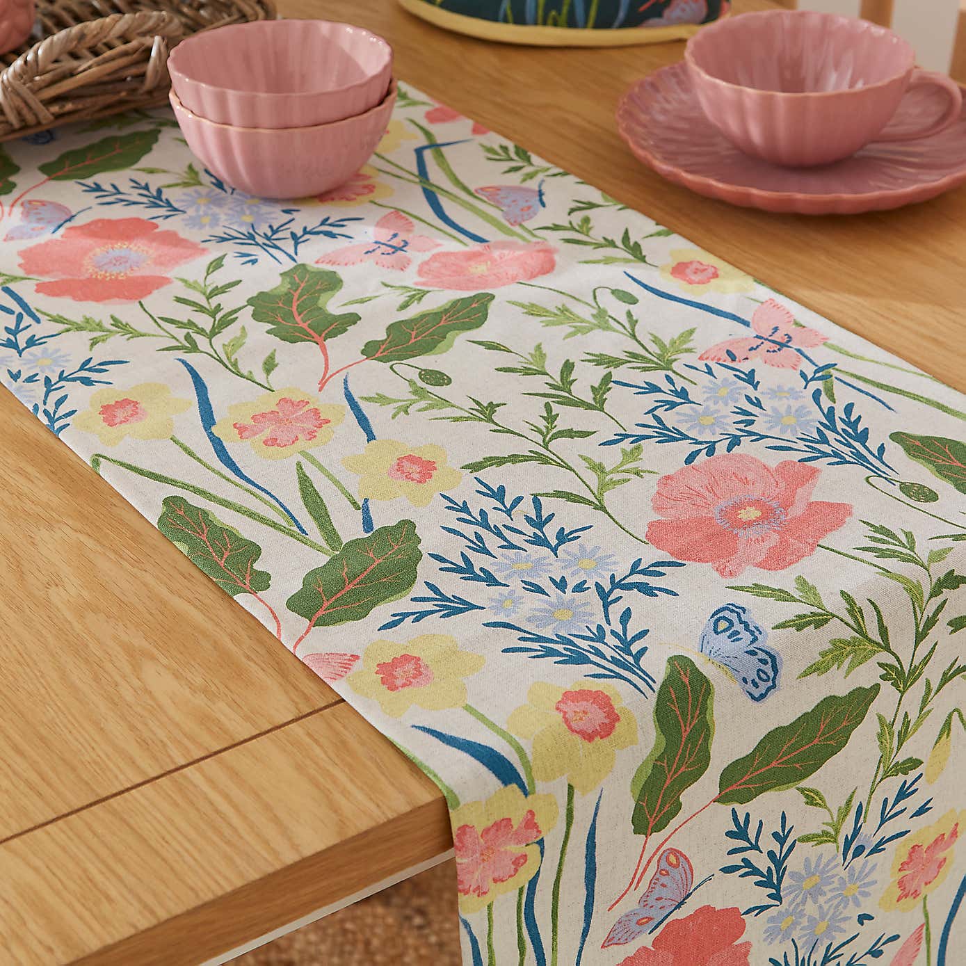 Carousel zoom image position 2 of 3