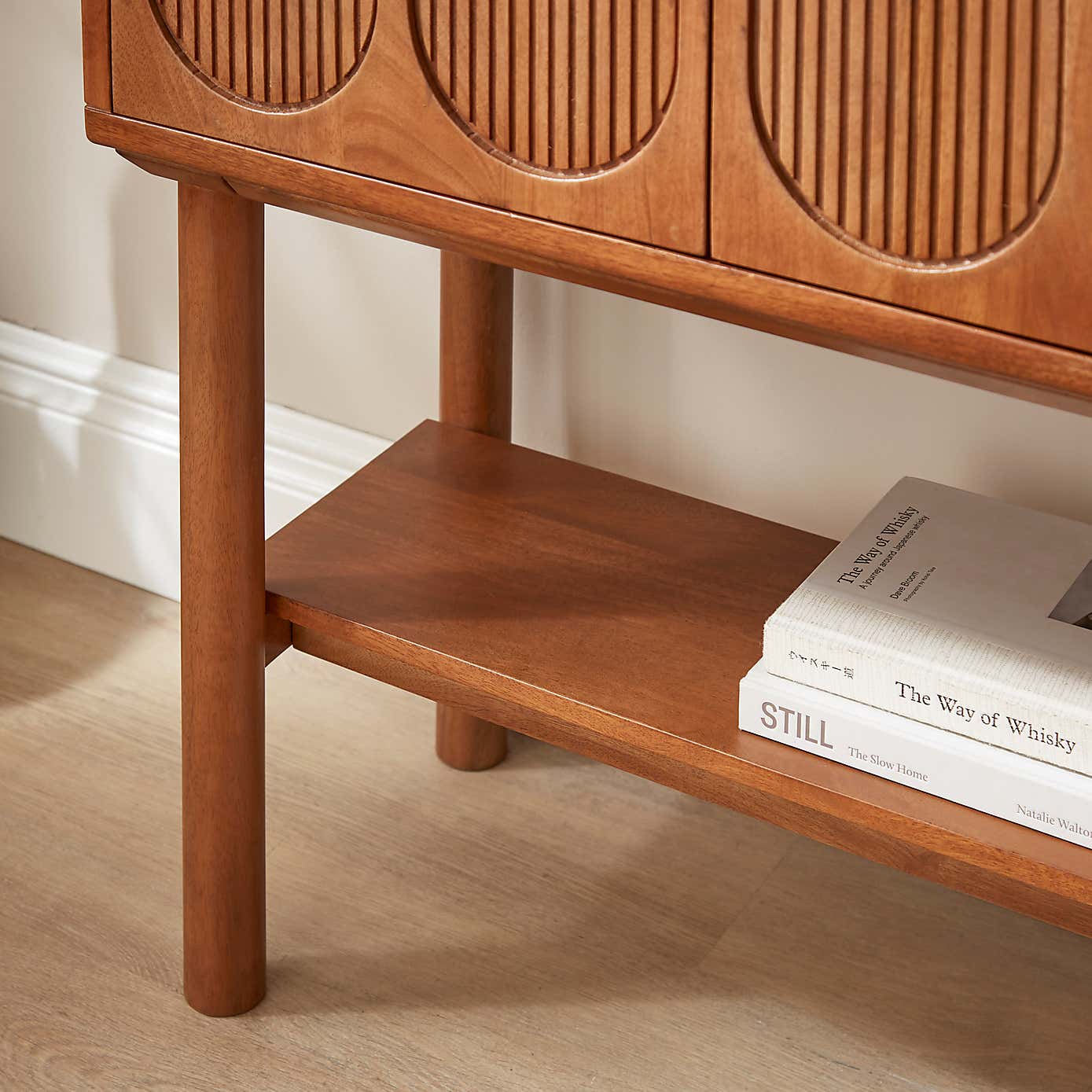 Carousel zoom image position 4 of 7