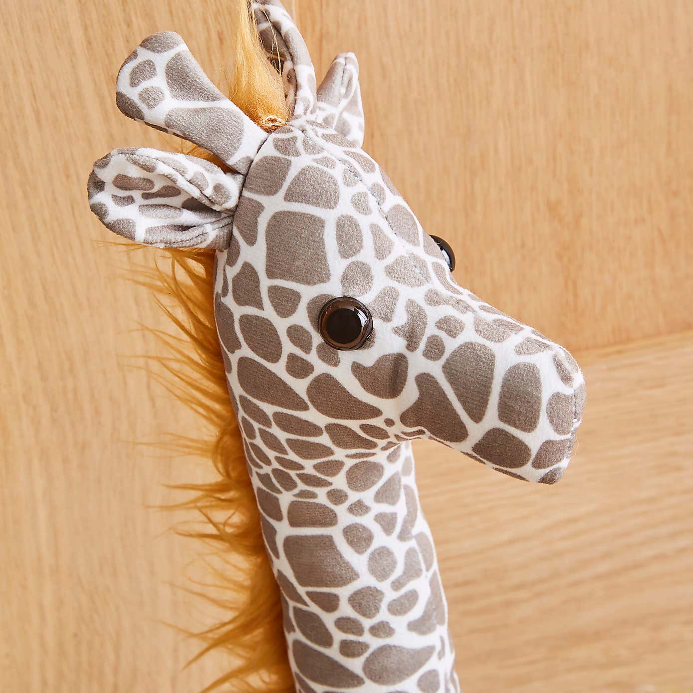 Carousel zoom image position 2 of 3