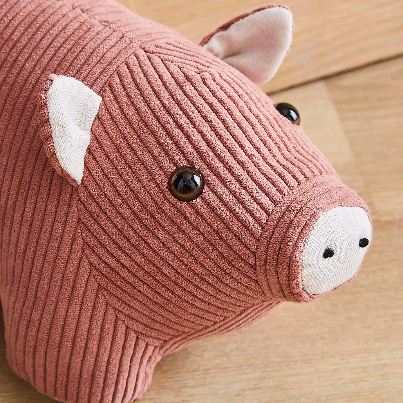 Carousel zoom image position 2 of 3