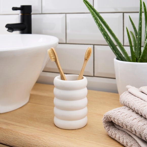 Chunky Ribbed Toothbrush Holder
