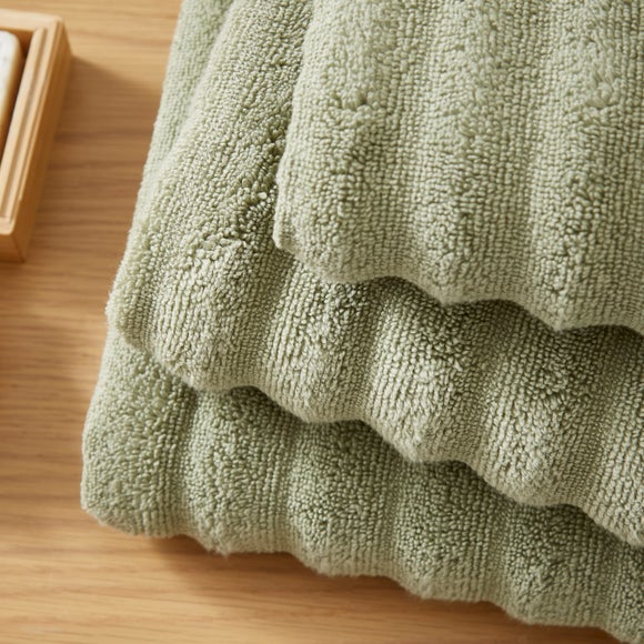 Carousel navigation image position 2 of 3