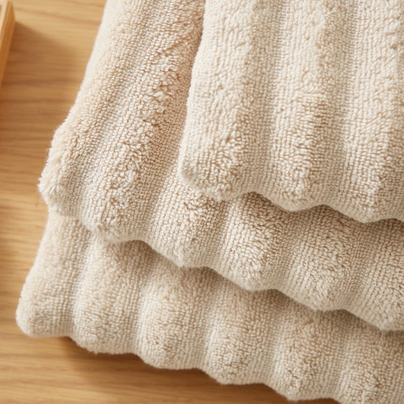 Carousel navigation image position 2 of 3