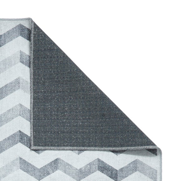 Carousel navigation image position 3 of 7