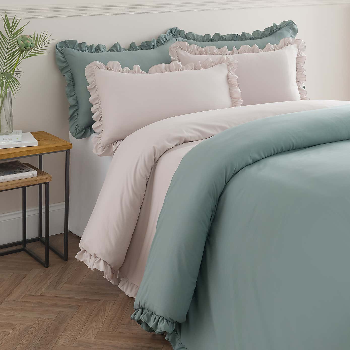 Carousel zoom image position 7 of 7