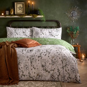 Furn. Celestial Stories Duvet Cover And Pillowcase Set