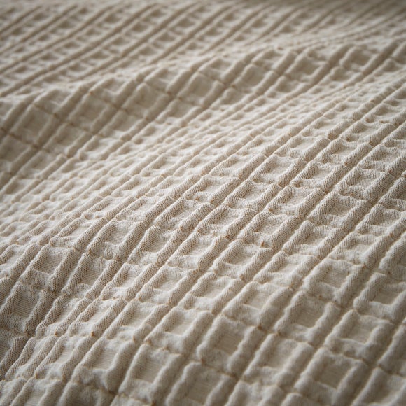 Carousel navigation image position 3 of 4