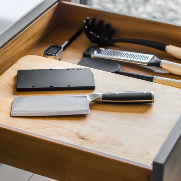 Carousel navigation image position 4 of 7