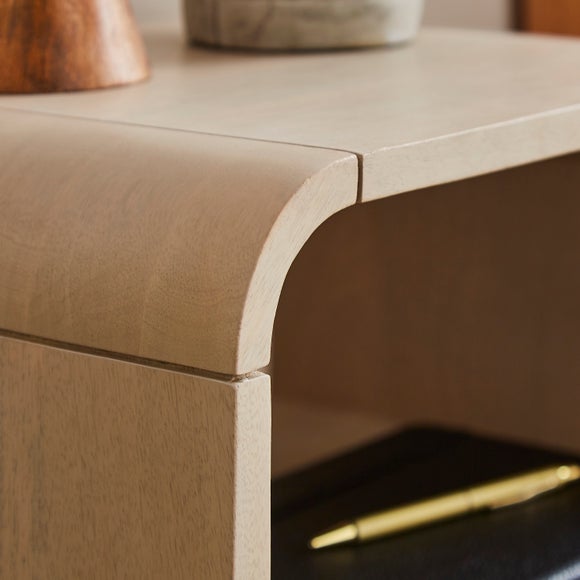 Carousel navigation image position 4 of 7