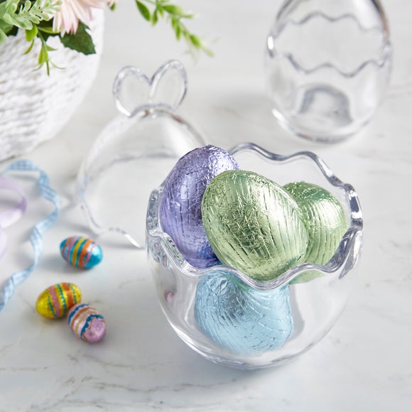 Carousel navigation image position 2 of 3