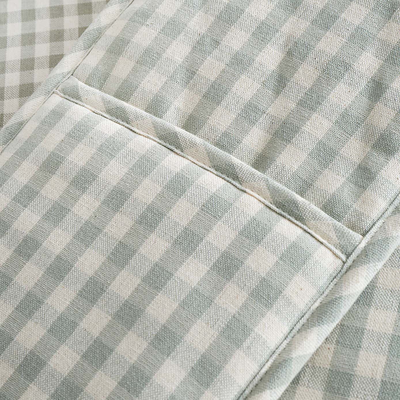 Carousel zoom image position 2 of 3