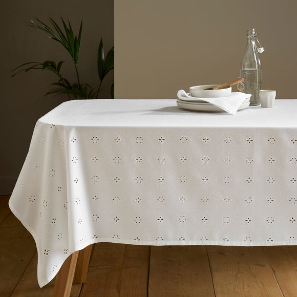 Broderie Anglaise Cotton Tablecloth