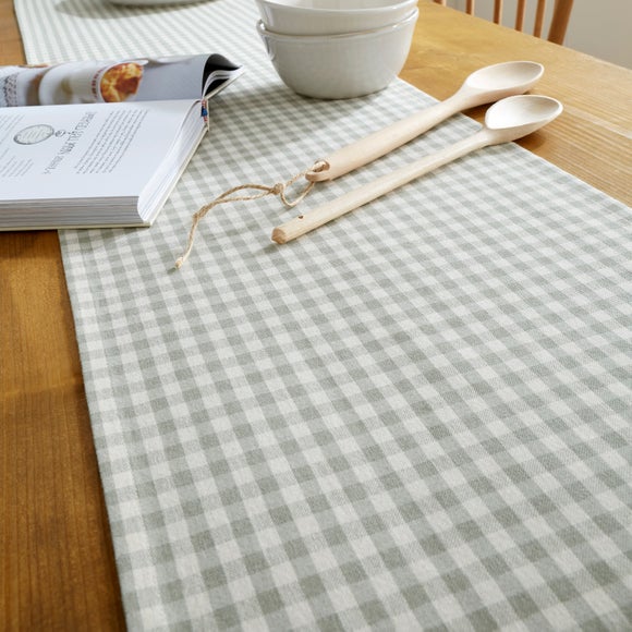 Carousel navigation image position 3 of 4