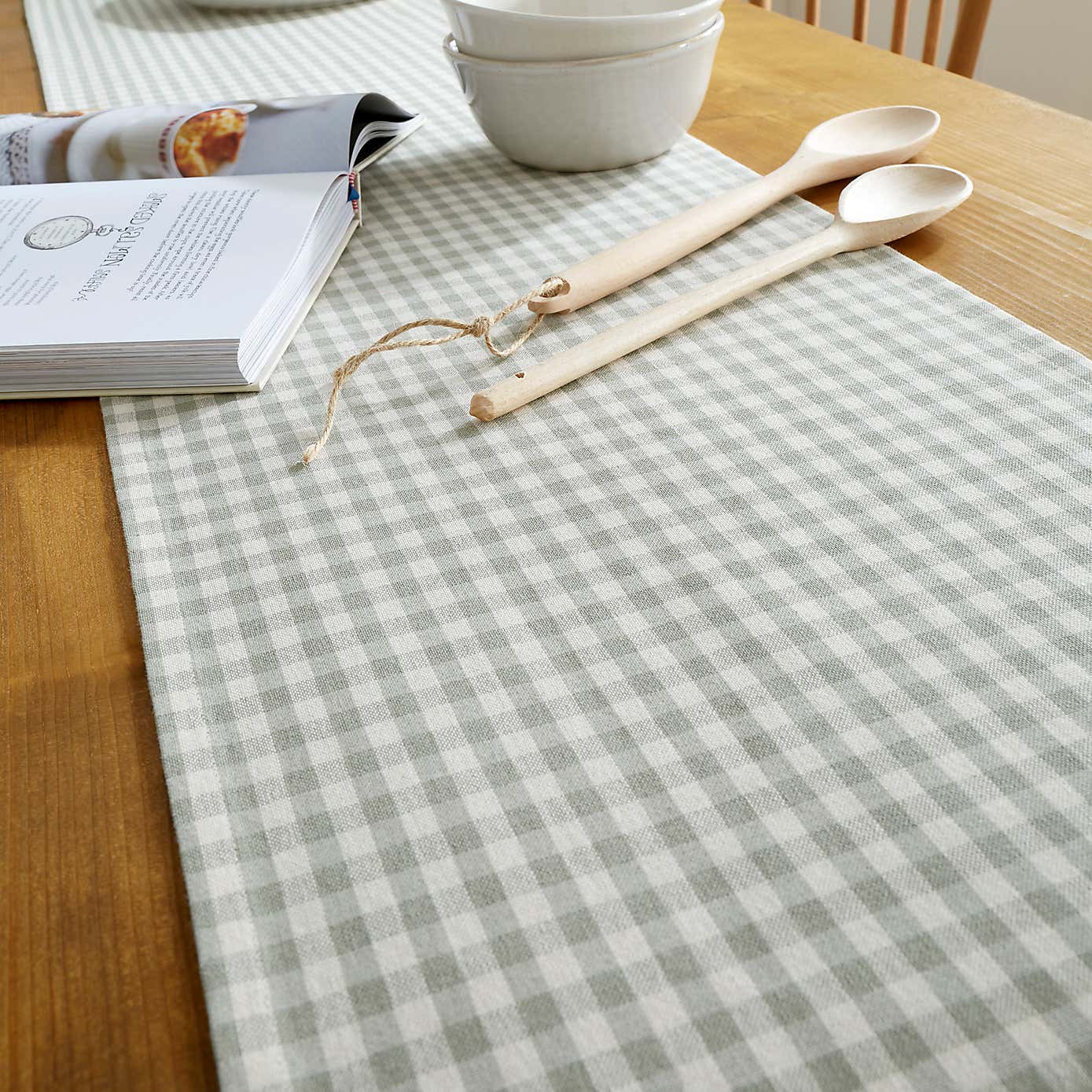 Carousel zoom image position 3 of 4