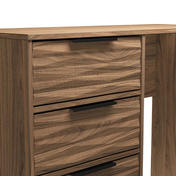 Carousel navigation image position 5 of 8