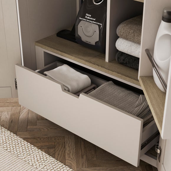 Carousel navigation image position 4 of 7