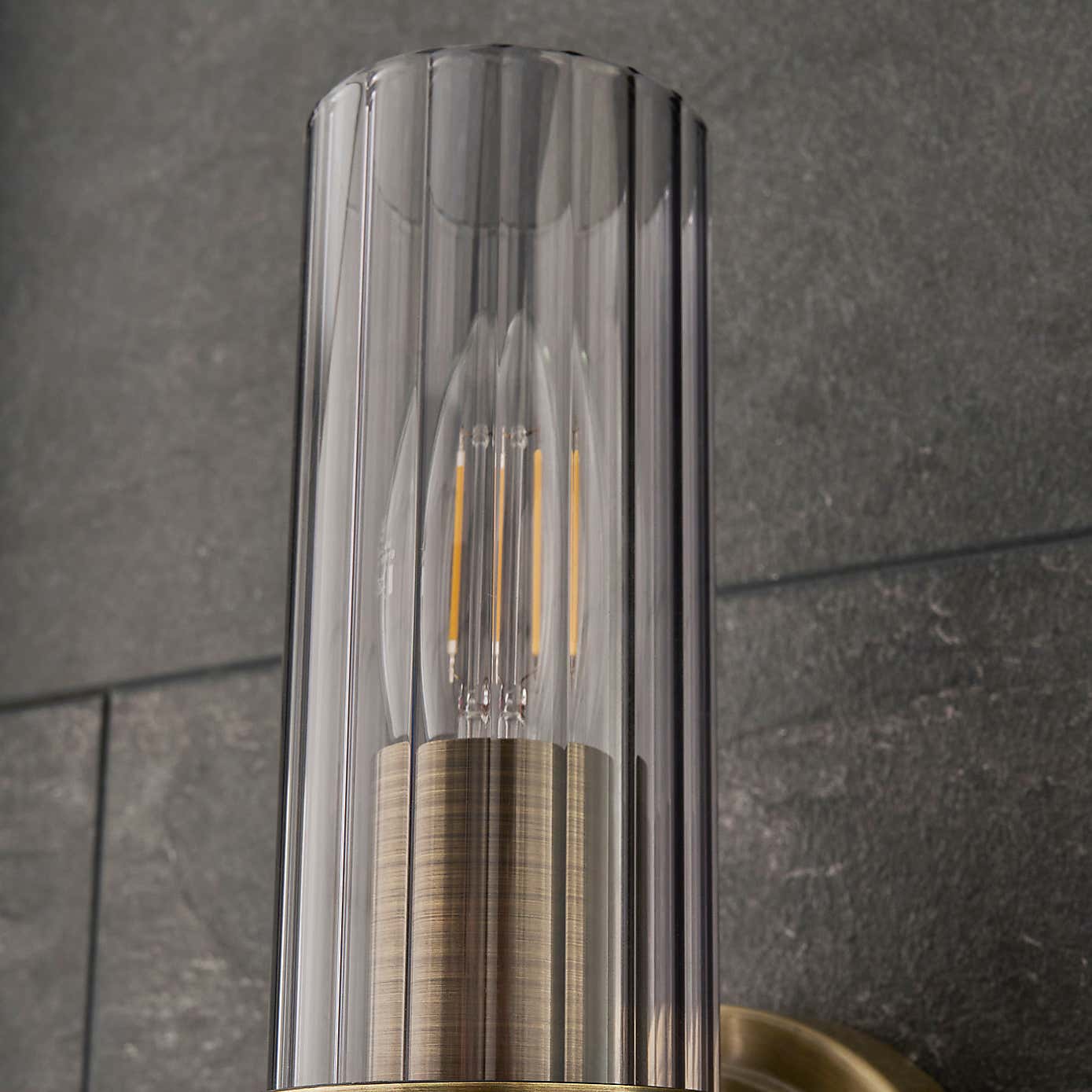 Carousel zoom image position 3 of 6