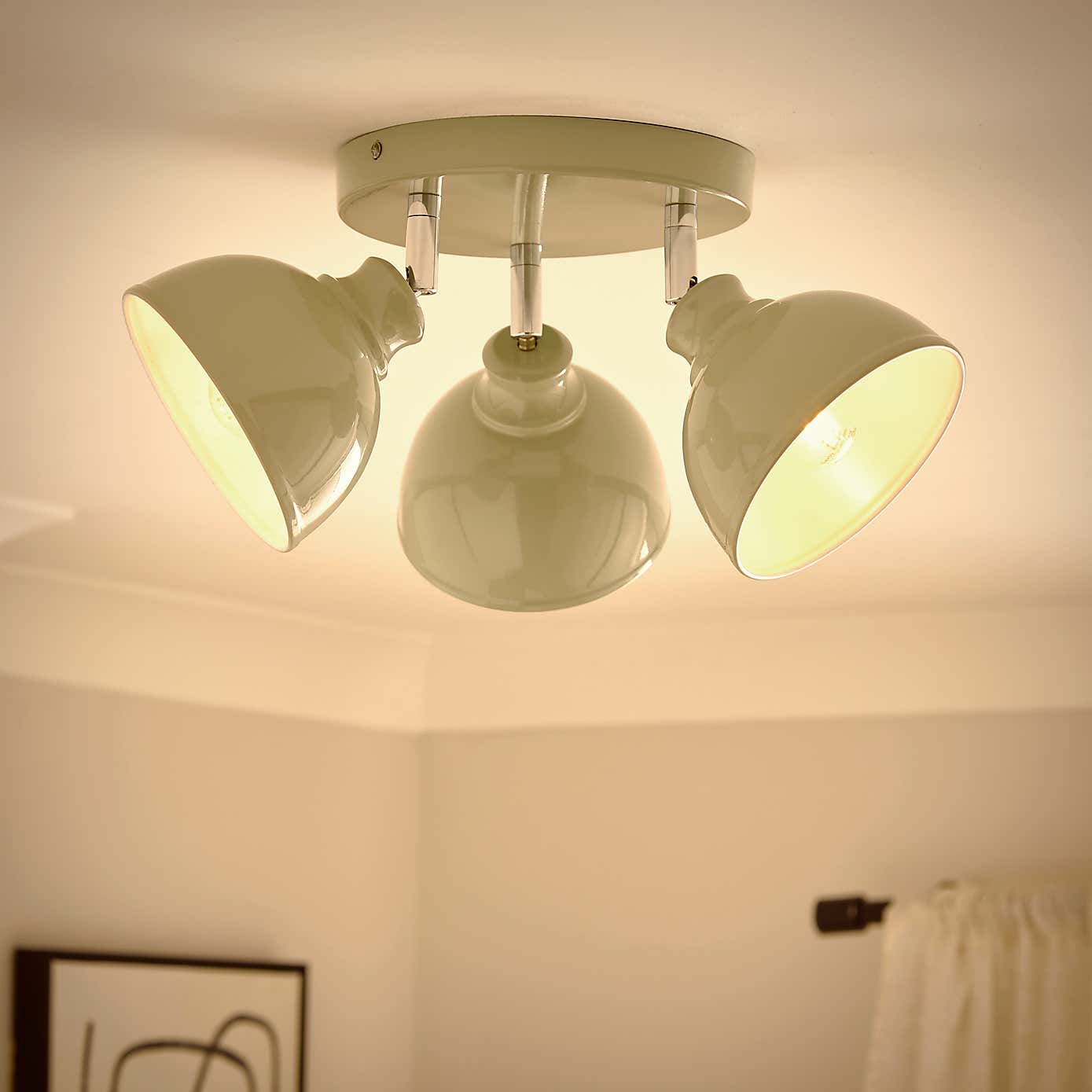 Carousel zoom image position 2 of 5