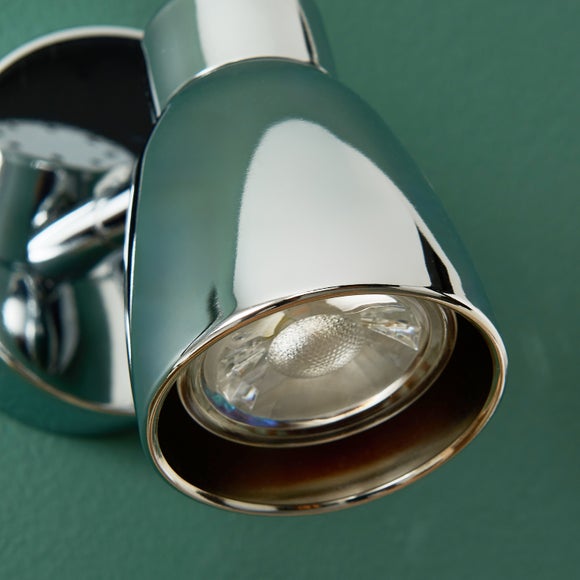 Carousel navigation image position 3 of 6