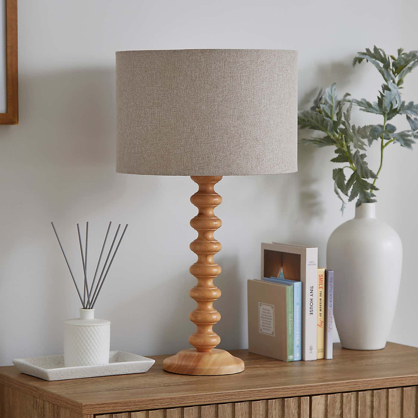 Carousel zoom image position 3 of 4