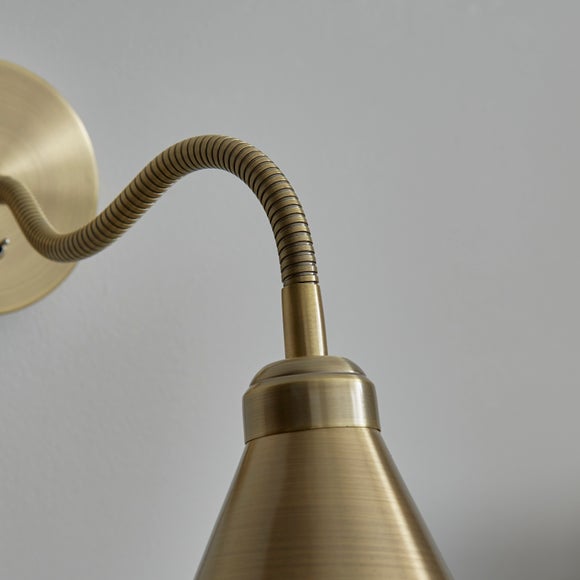 Carousel navigation image position 3 of 6