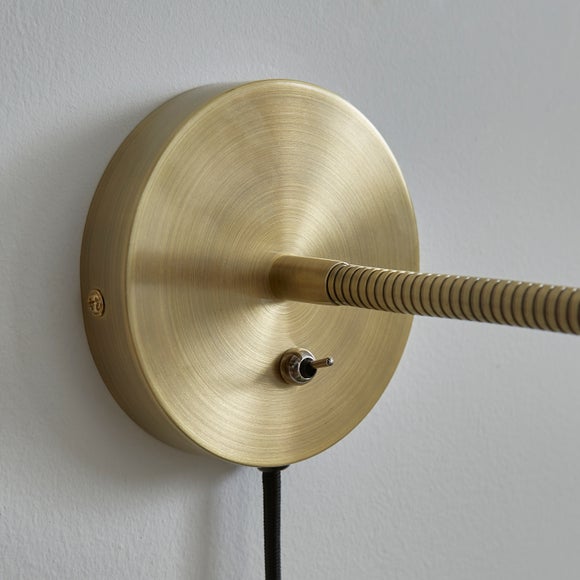 Carousel navigation image position 4 of 6