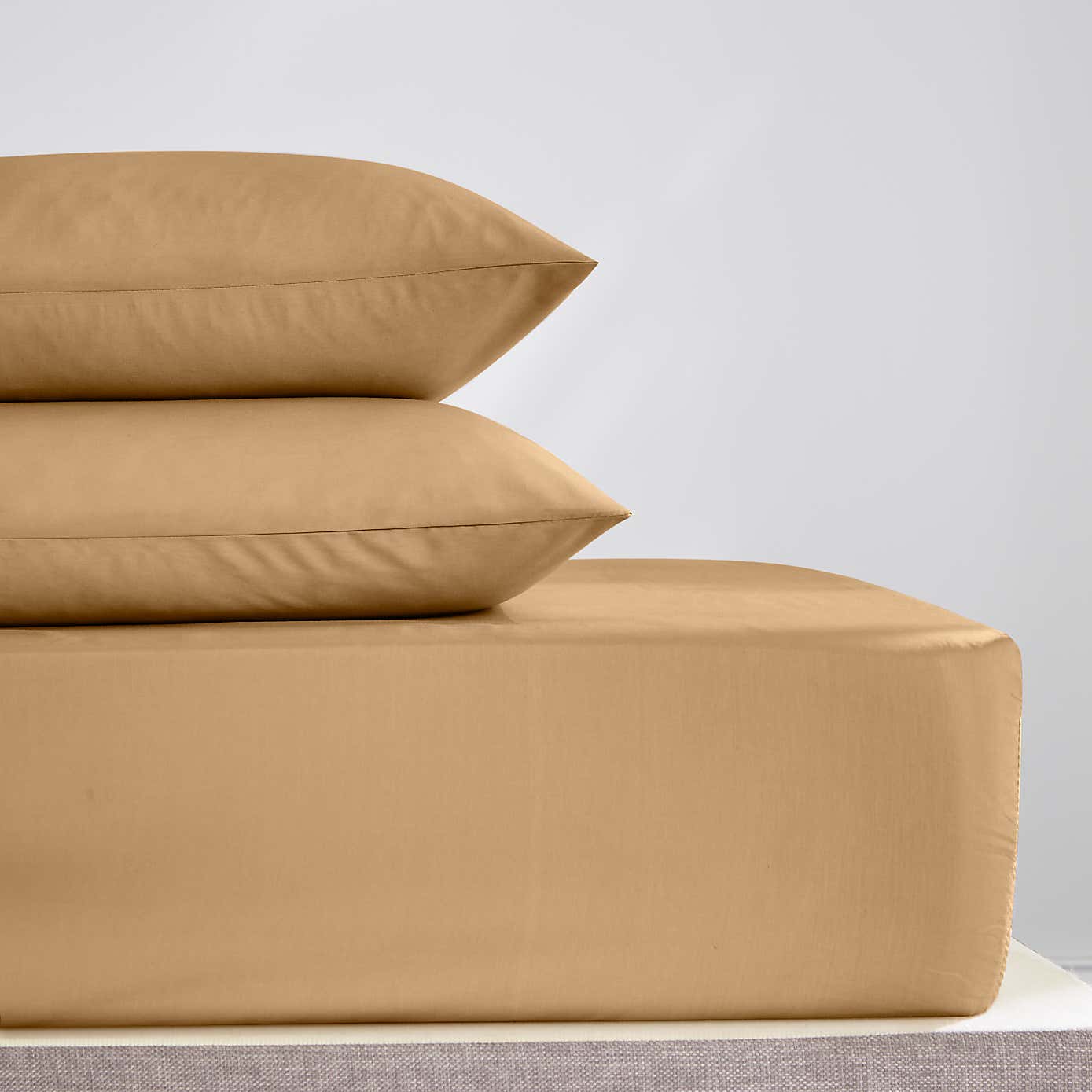 Carousel zoom image position 3 of 3