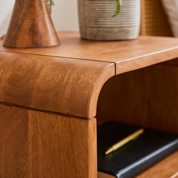 Carousel navigation image position 4 of 7