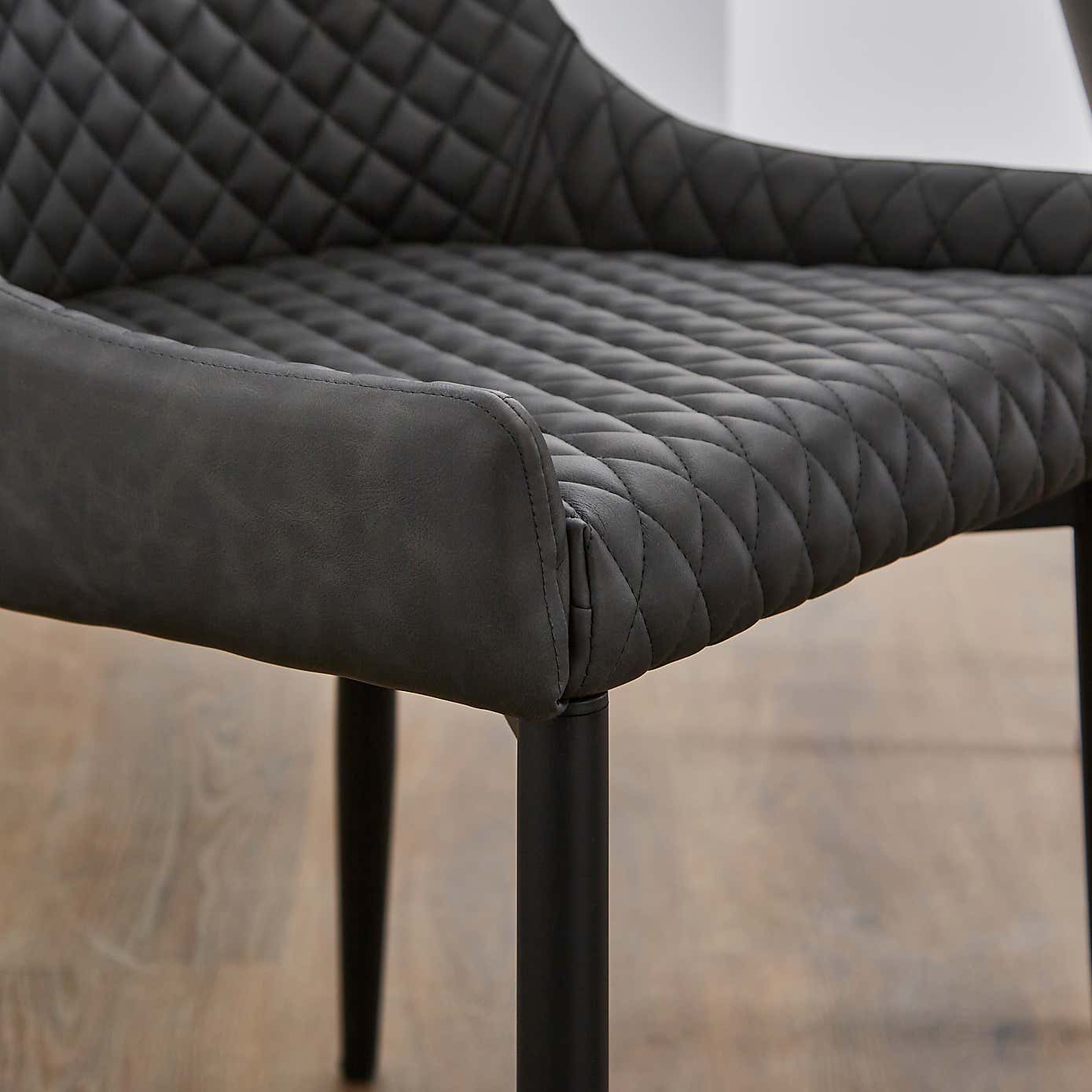 Carousel zoom image position 3 of 7