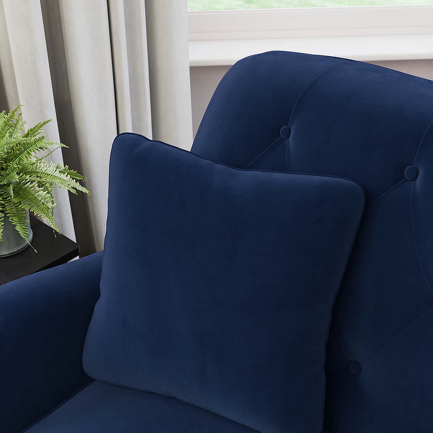 Carousel zoom image position 3 of 9