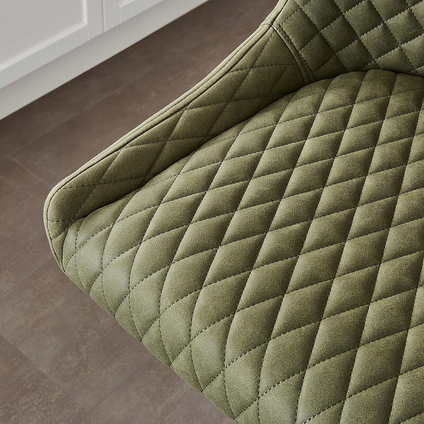 Carousel zoom image position 3 of 6