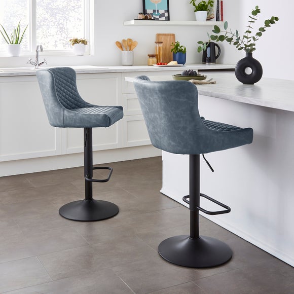 Carousel navigation image position 2 of 6