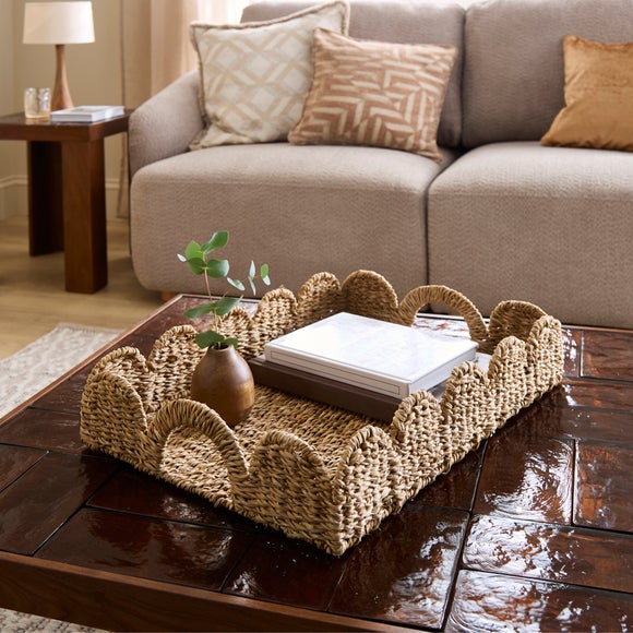 Seagrass Scallop Tray