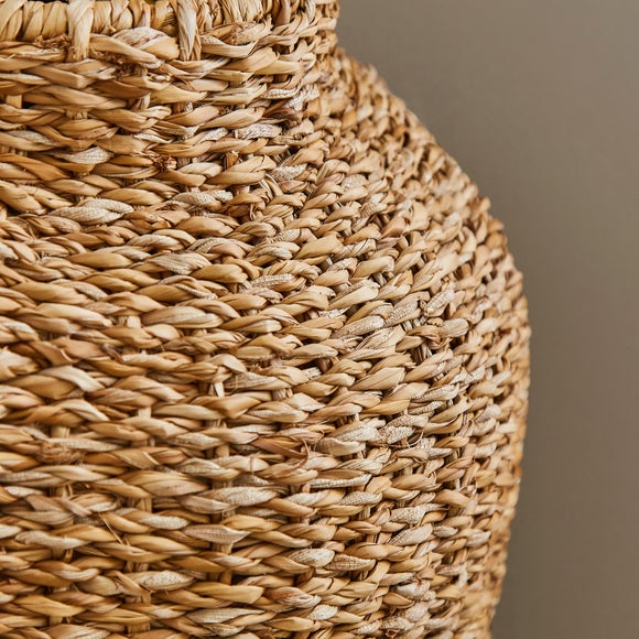 Carousel navigation image position 2 of 3