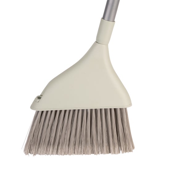 Carousel navigation image position 5 of 6