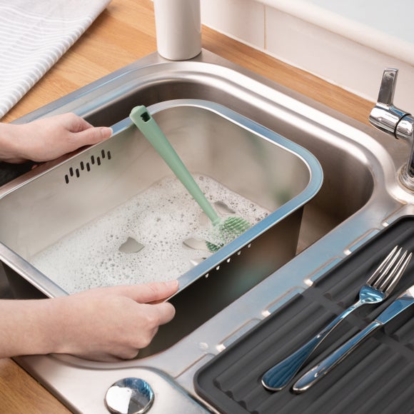 Carousel navigation image position 2 of 6