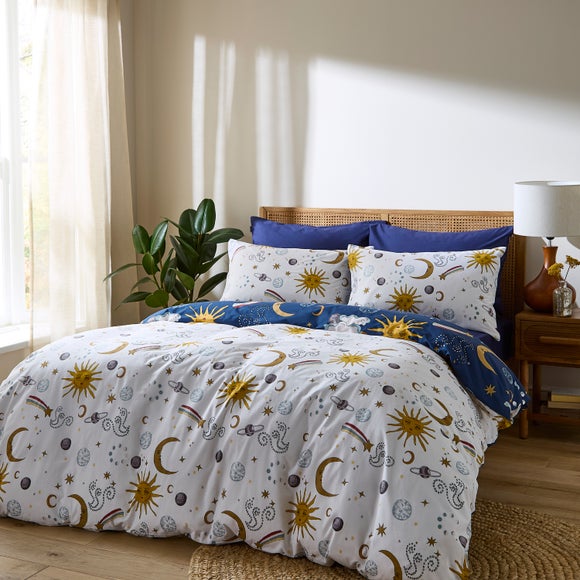 Carousel navigation image position 3 of 6