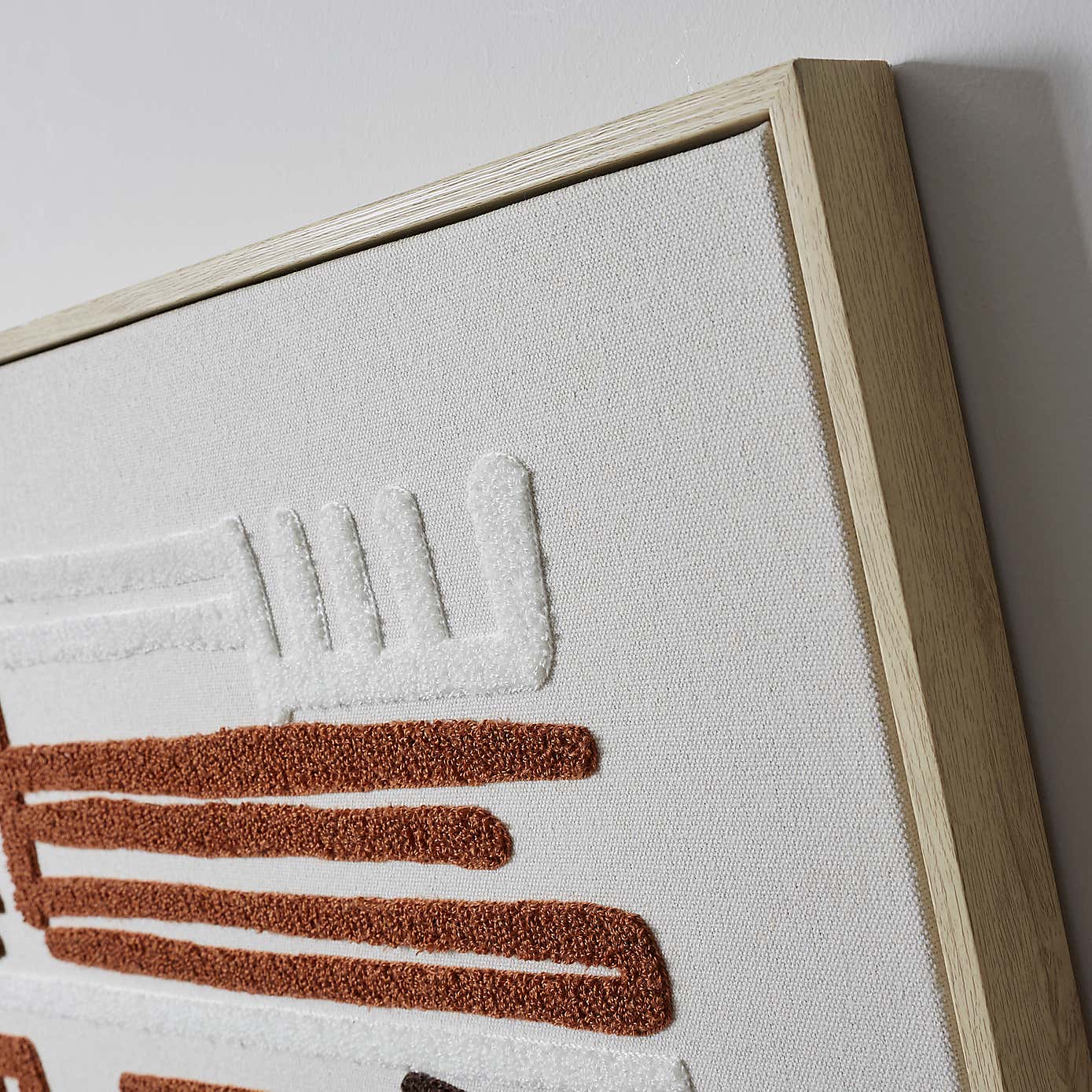 Carousel zoom image position 2 of 3