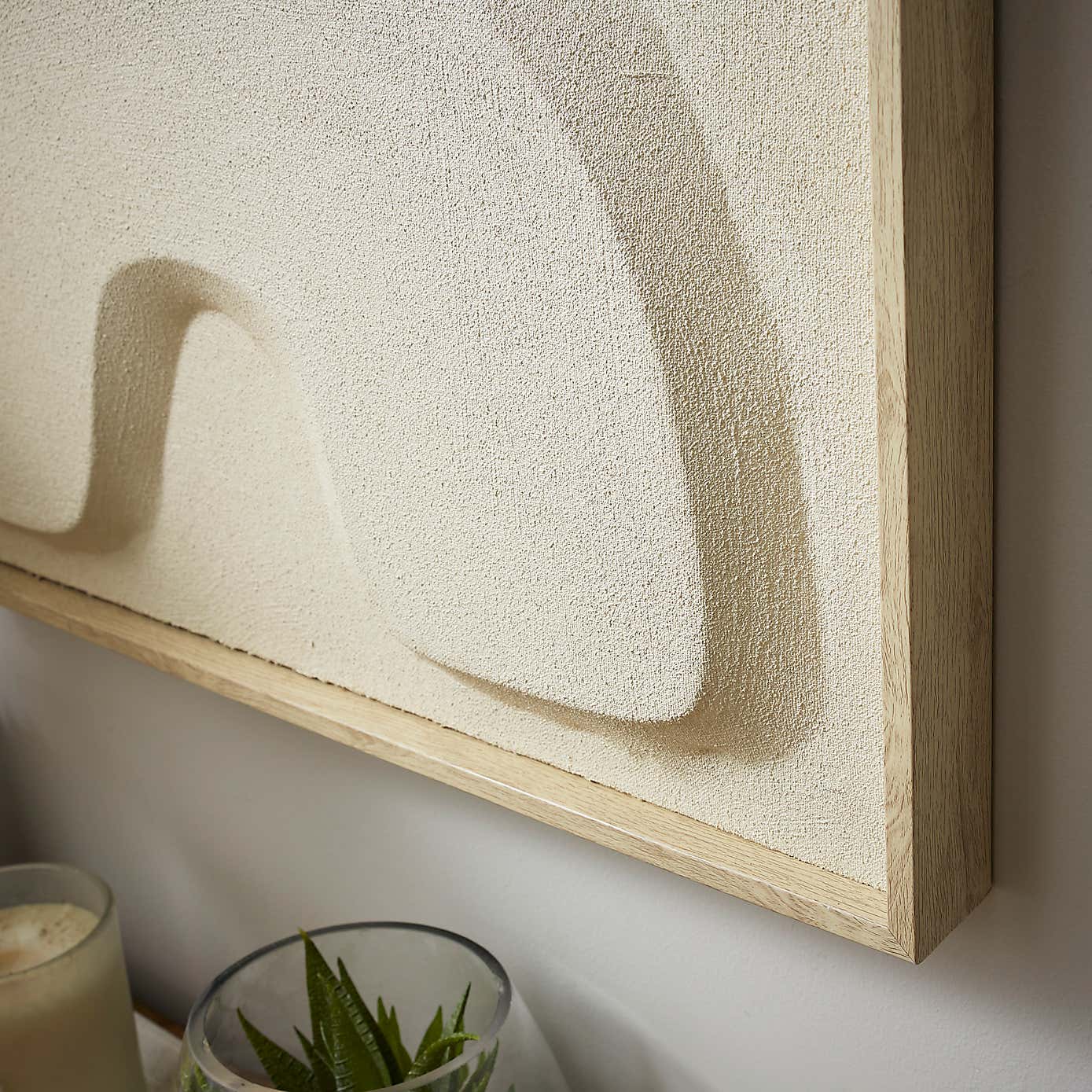 Carousel zoom image position 2 of 3